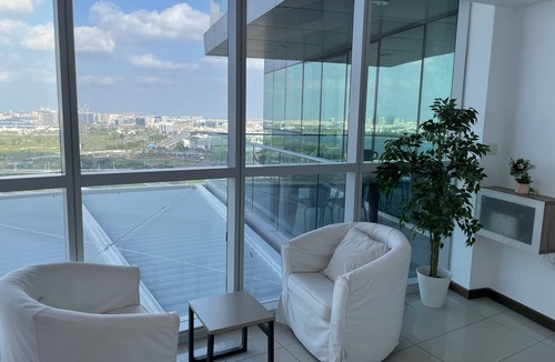 Dubai Festival City Apartment | A Stunning fully furnished luxurious Pent-House
