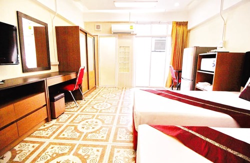 Ramkhamhaeng Hotel | AC Habitat Bangkok