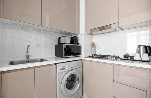 Dubai Apartment | Aesthetic 1BR Apt with City View