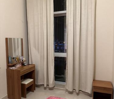 Trade Center Apartment | Affordable master bedroom hotel apartment