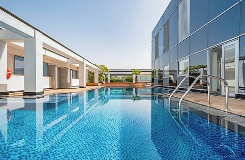Bur Dubai Apartment | Airstay | Luxe 2BR in Sky Gardens | DIFC