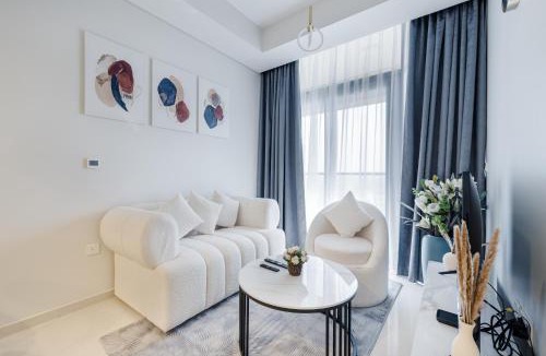 Sheikh Zayed Road Apartment | ALiving Charming 1BR at Aykon Tower Business Bay
