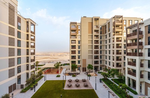 Dubai Apartment | Alluring Modern Apt in Dubai Creek Beach