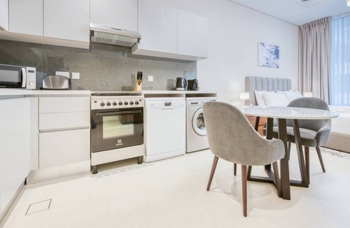 Business Bay Apartment | Alluring Studio Apartment in Business Bay