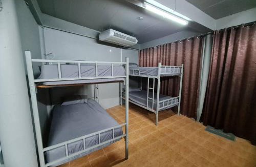 Haad Rin Hostel | Almost Famous Hostel