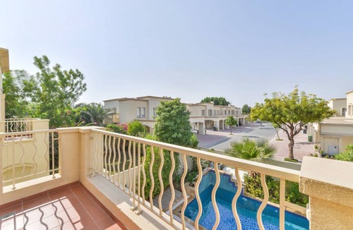 Emirates Hills Villa | Amazing 4 Bed Villa| Private Pool | Stunning Garden | 10 Mins From Dubai Marina