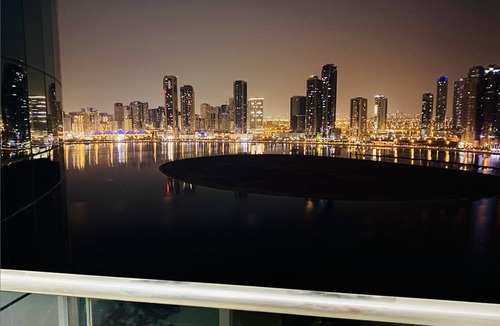 Al Majaz Apartment | amazing beach view , 5 star full furnished