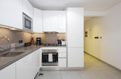 Jumeirah Village Circle Apartment | Amazing Jvc Studio Three