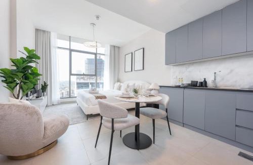 Jumeirah Village Apartment | An Eye-Captivating Studio in Living Garden 2