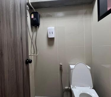 Nong Chaeng Apartment | Apartment near Khlong Bang Luang