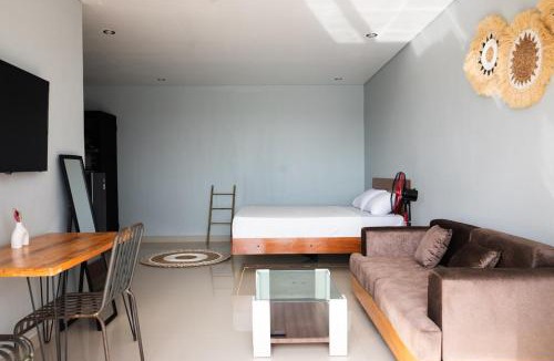 Taman Griya Apartment | Apartment with private pool