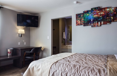Cuauhtemoc Hotel | Apple Inn