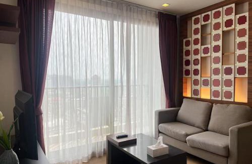 Chang Khlan Apartment | Astra changklan road 清迈市区Astra 豪华公寓两卧室 毗邻香格里拉大酒店 步行可至长康路夜市 位于市中心 健身房 泳池