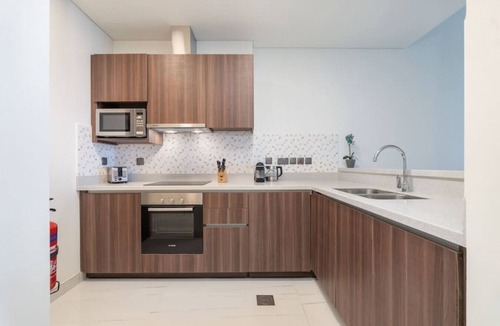 Dubai Media City Apartment | AVANI 3908 · Exquisite Apartment Minutes Away from the Beach