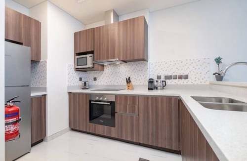 Dubai Media City Apartment | AVANI 3908 · Exquisite Apartment Minutes Away from the Beach