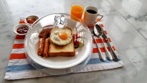 Khao San Hostel | Azure Hostel Bangkok