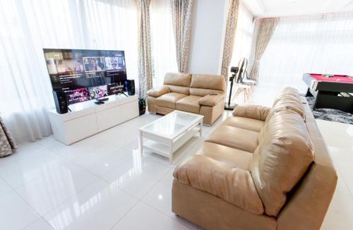 South Pattaya Villa | B&ampT see Breeze