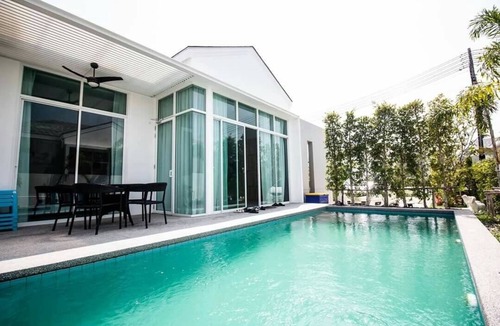 Cha-am Villa | Baan Ingfa Pool Villa