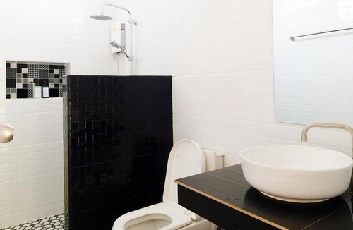 Noen Phra Hotel | Baan O Resort