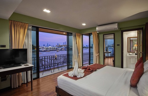 Siriraj Hotel | Baan Wanglang Riverside