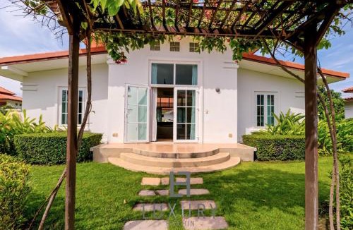 Nong Kae House | Bali Style 2 Bedroom Villa with Pool - B99