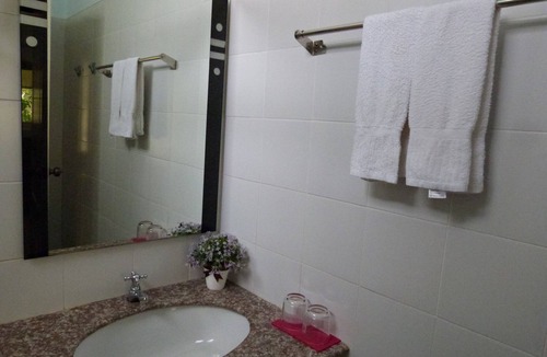 Sisaket House | Bann Suan Rachawadee B&B