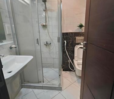Al Zahiyah House | BB Homes - Hall Room