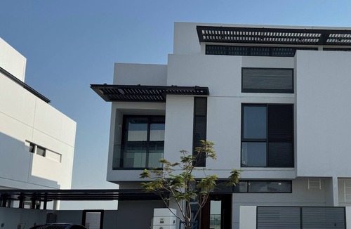 Al Hamriya Villa | Beach Front 4-bedroom villa with heated SPA pool