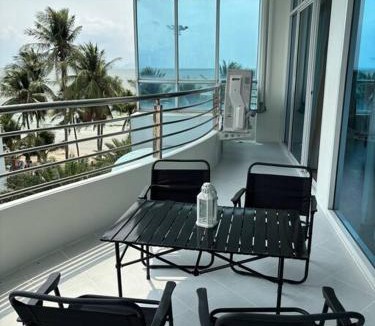 Ban Bang Saen Apartment | Beachfront 70 sqm Premier Sea View and Pool View Family Room FREE DISNEY PLUS