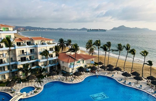 Manzanillo Apartment | BEACHFRONT APARTMENT IN MANZANILLO COLIMA MX. 428
