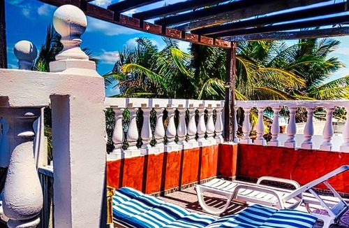 El Cuyo House | Beachfront Palapa In El Cuyo, Best Views
