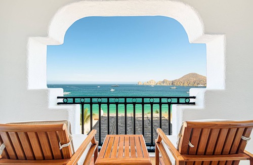 Auroras Condo | Beachfront Penthouse by Pueblo Bonito