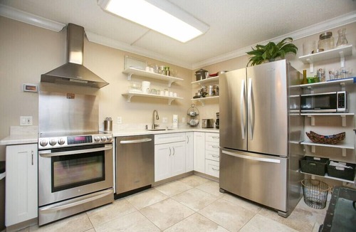 Whitney Beach Condo | Beachfront Villa on Serene Gulf of Mexico