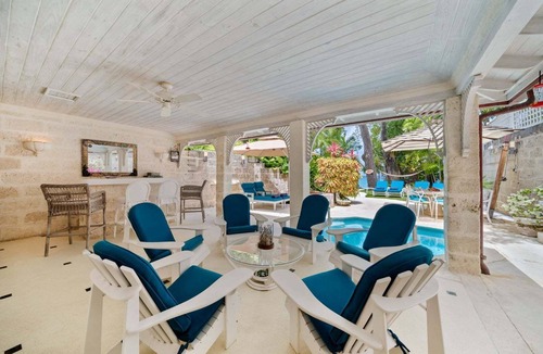 Gibbs Bay House | Beachfront Villa with Plunge Pool - Waverly One