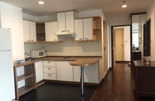 Ploenchit Condo | Beautiful apartment in the heart of Bangkok.