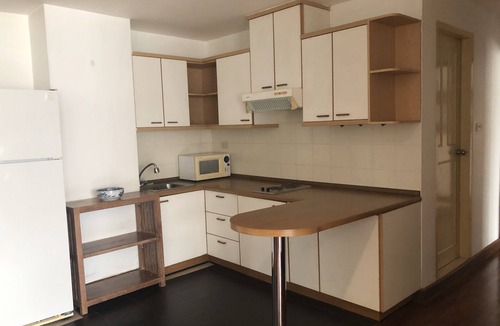 Ploenchit Condo | Beautiful apartment in the heart of Bangkok.