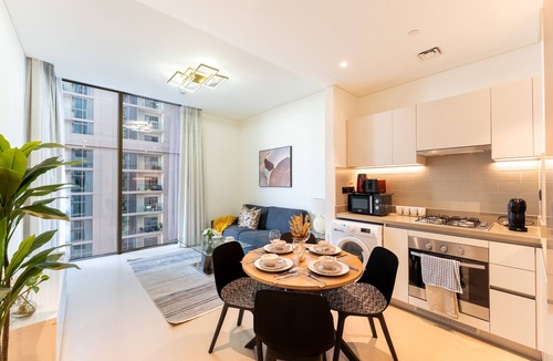Dubai Apartment | Beautiful 1 Bed in Sobha Creek Vista