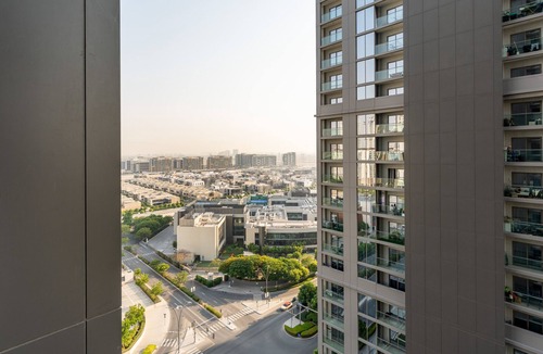 Dubai Apartment | Beautiful 1 Bed in Sobha Creek Vista