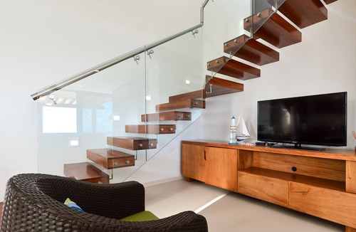 Merida House | Beautiful beachfront reatreat, Villa Kay Polok