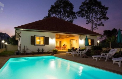 Rayong House | Beautiful house near beaches in Ban Phe/Mae rhumpung