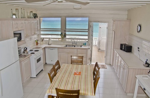 Rendezvous House | Beautiful Three Bedroom Beachfront Villa