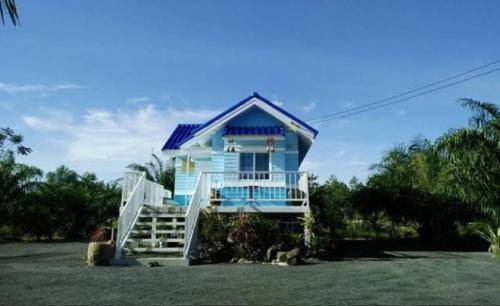 Phangnga Bed & Breakfast | Bed and breakfast ∙ 2 bedrooms ∙ 8 guests