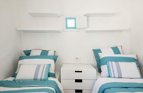 Binibequer Vell Villa | Binibeca, 6 pax villa with private pool and wifi