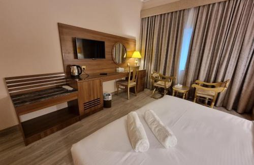 Naif Hotel | Bliss Square Hotel