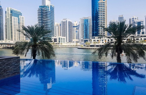 Dubai Marina Apartment | Blissful Living w/Dubai Marina Waterfront Views