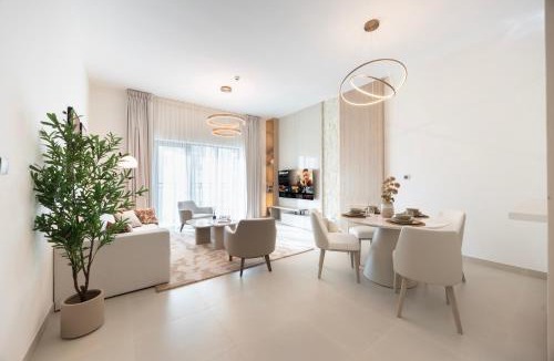 Abu Dhabi Apartment | Bloomfields 2BR - Fairways 1 - Yas Golf Collection