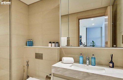 Downtown Dubai Apartment | bnbmehomes - Imperial Avenue