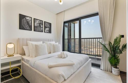 Nad Al Sheba Apartment | Bookable 2 Bed Crest Sobha Hartland with Balcony