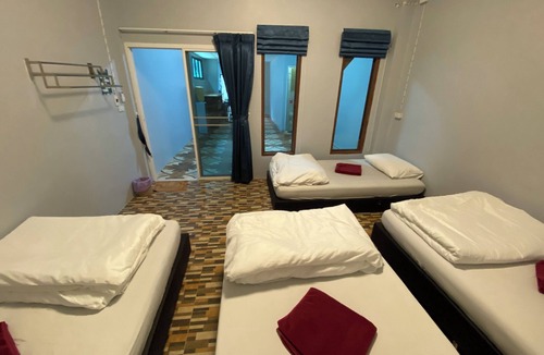 Khlong Sok Hostel | Boom Hostel Khao Sok