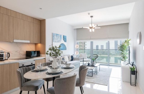 Dubai Marina Apartment | Boutique Living - Beach Vista T1 1202